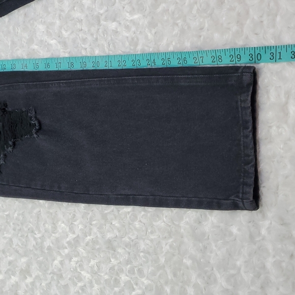 Forever 21 Distressed Pearl Detail Black Jeans - Picture 7 of 16